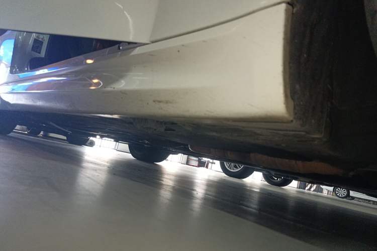 Used BMW M3 2009 M3 Convertible Coupe Right Side Sill