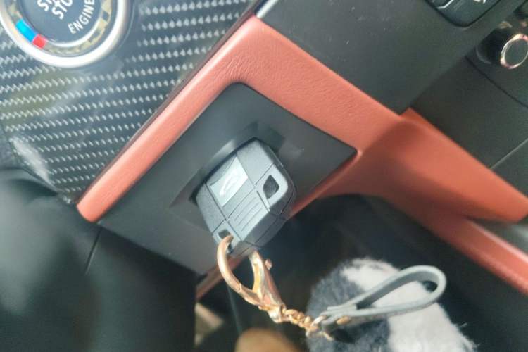 Used BMW M3 2009 M3 Convertible Coupe Vehicle Key