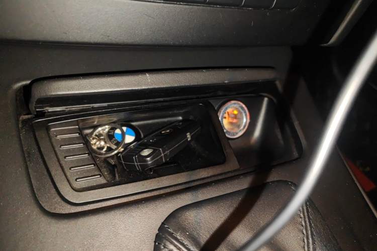 Used BMW M3 2009 M3 Convertible Coupe Vehicle Key