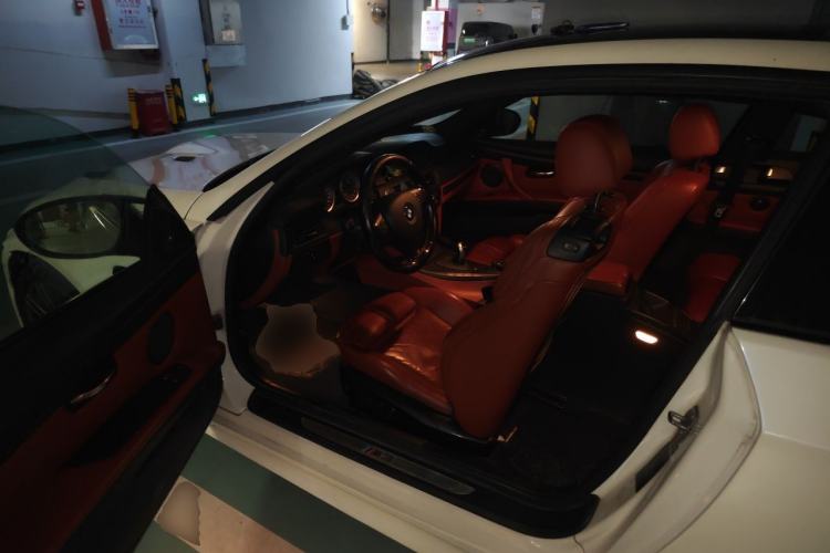 Used BMW M3 2011 M3 Coupe Carbon Fiber Roof Edition Driver Seat