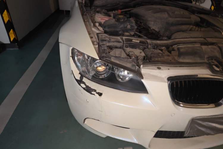 Used BMW M3 2011 M3 Coupe Carbon Fiber Roof Edition Right Front Headlight
