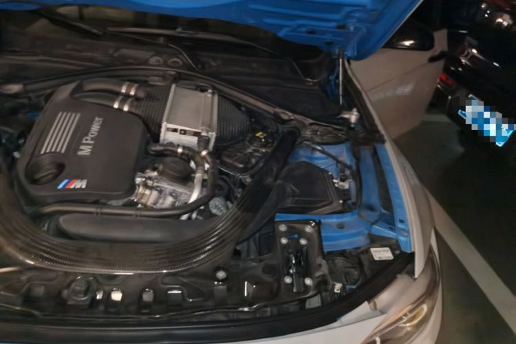 Used BMW M3 2016 M3 four-door sedan Engine Bay Left