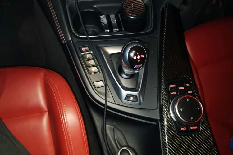 Used BMW M3 2016 M3 four-door sedan Gear Lever