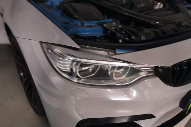 Used BMW M3 2016 M3 four-door sedan Right Front Headlight
