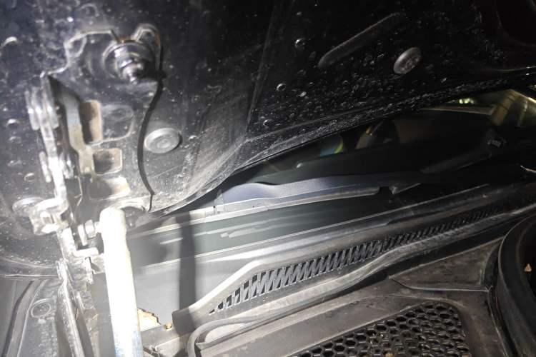 Used BMW M3 2021 M3 Sedan Thunder Edition Engine Bay Right