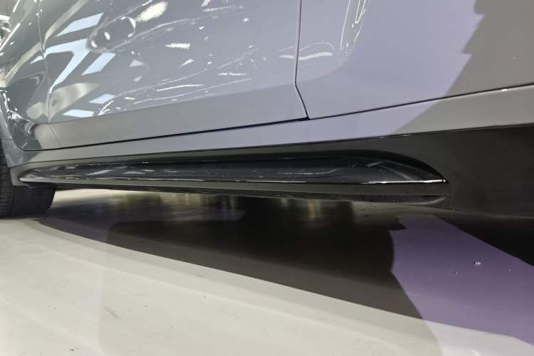 Used BMW M3 2021 M3 Sedan Thunder Edition Right Side Sill