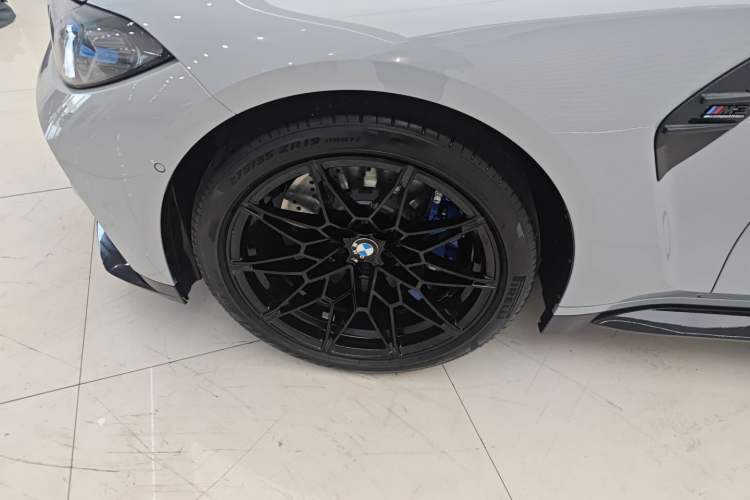 Used BMW M3 2023 M3 Sedan Thunder Edition Left Front Wheel Hub