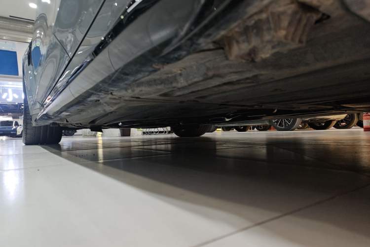 Used BMW M3 2023 M3 Sedan M xDrive Thunder Edition Left Side Sill