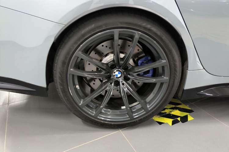 Used BMW M3 2023 M3 Sedan Thunder Edition Right Rear Wheel Hub