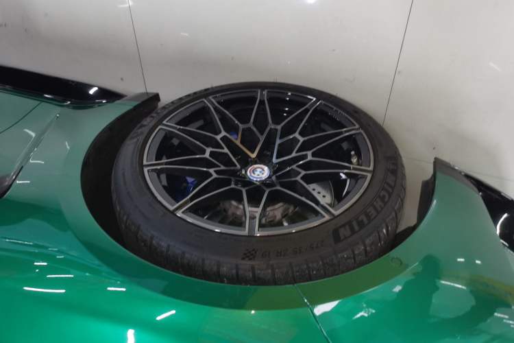 Used BMW M3 2023 M3 Sedan Thunder Edition Left Front Wheel Hub