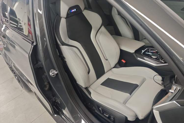 Used BMW M3 2024 M3 Sedan Thunder Edition Right Front Seat
