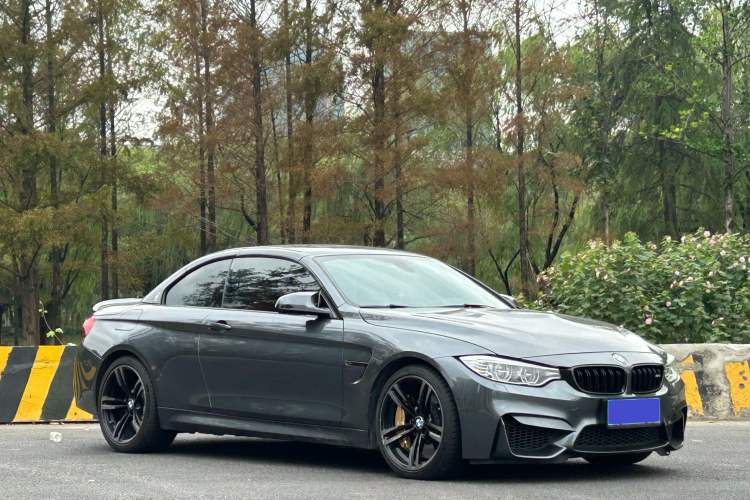 Used BMW M4 2014 M4 Convertible Coupé Exterior 4
