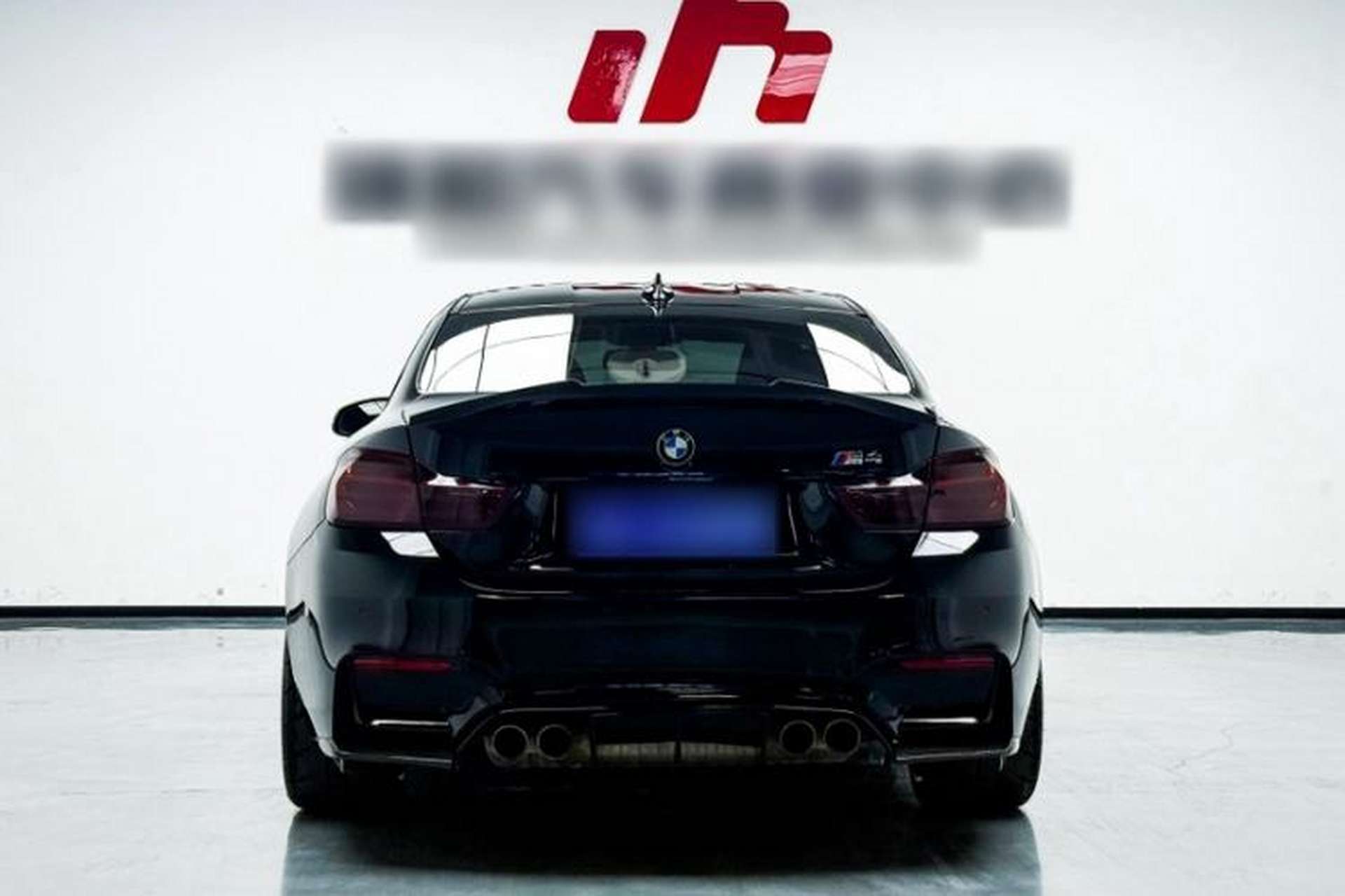 Used BMW M4 2014 M4 two-door coupe Exterior 4