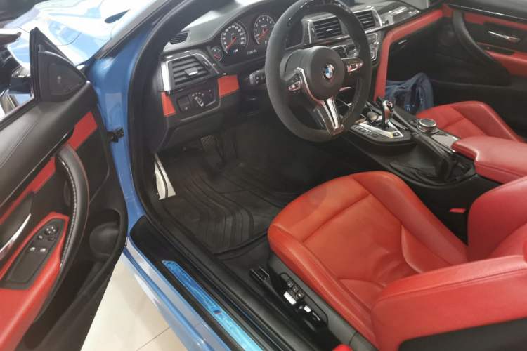 Used BMW M4 2014 M4 two-door coupe Driver Seat