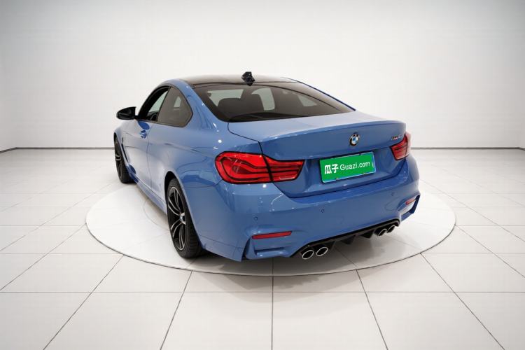 Used BMW M4 2014 M4 two-door coupe Exterior 2