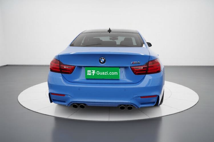 Used BMW M4 2014 M4 two-door coupe Exterior 4