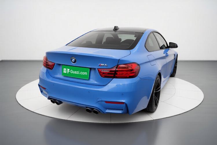 Used BMW M4 2014 M4 two-door coupe Exterior 5