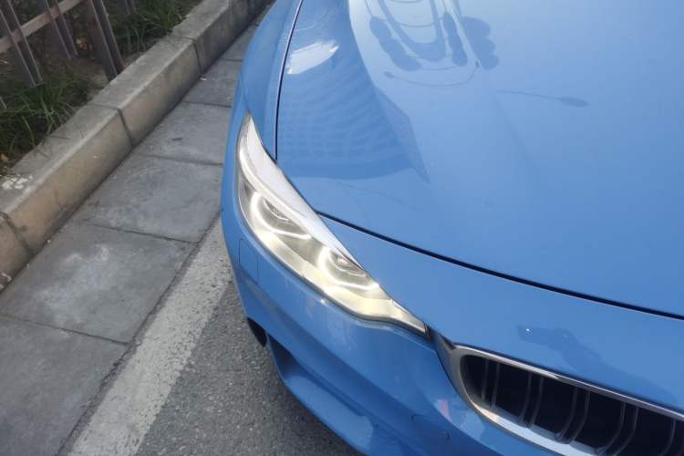 Used BMW M4 2014 M4 two-door coupe Exterior 6