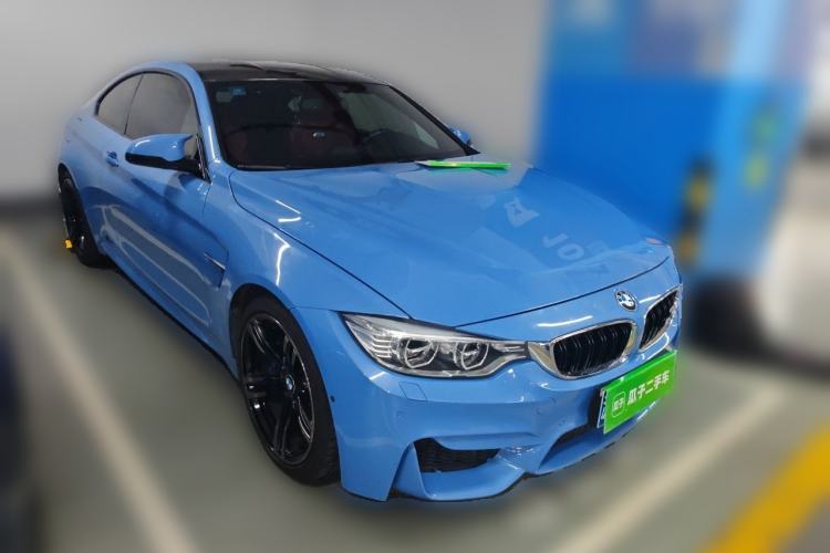 Used BMW M4 2014 M4 two-door coupe Front Right 45 Deg