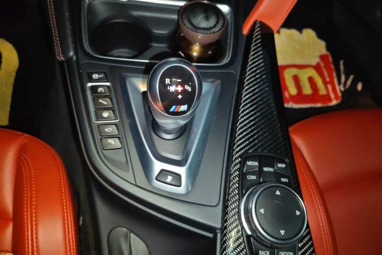 Used BMW M4 2014 M4 two-door coupe Gear Lever