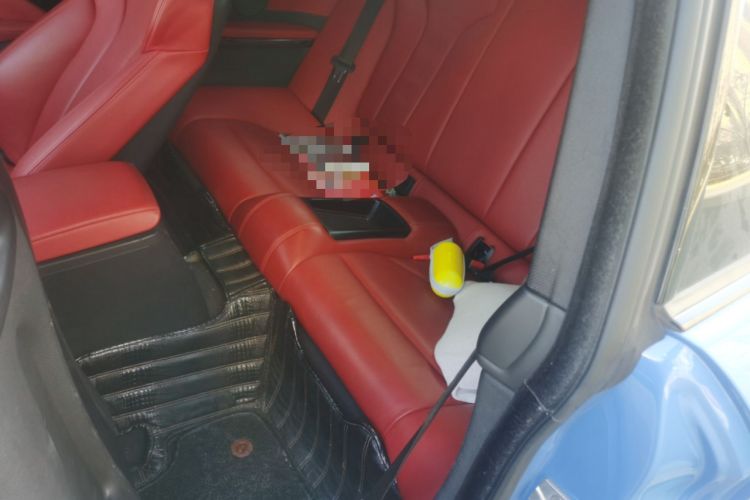 Used BMW M4 2014 M4 two-door coupe Interior 4