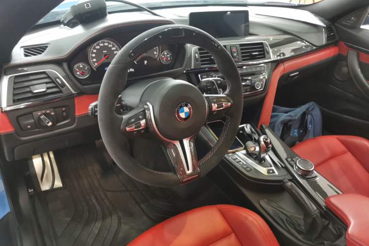 Used BMW M4 2014 M4 two-door coupe Steering Wheel
