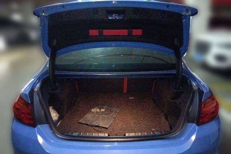 Used BMW M4 2014 M4 two-door coupe Trunk