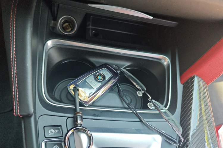 Used BMW M4 2014 M4 two-door coupe Vehicle Key