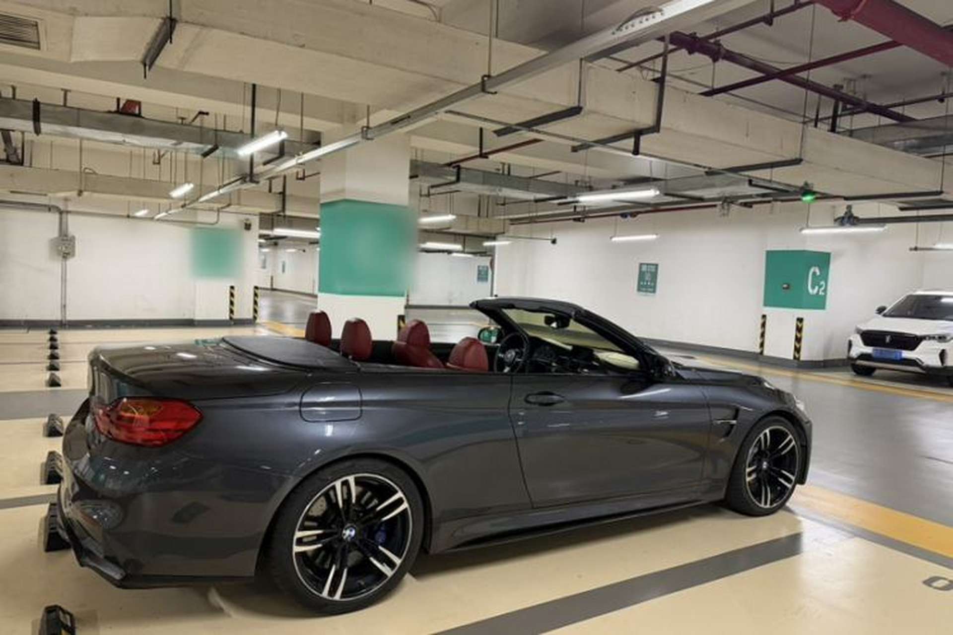 Used BMW M4 2014 M4 Convertible Coupé Exterior 12