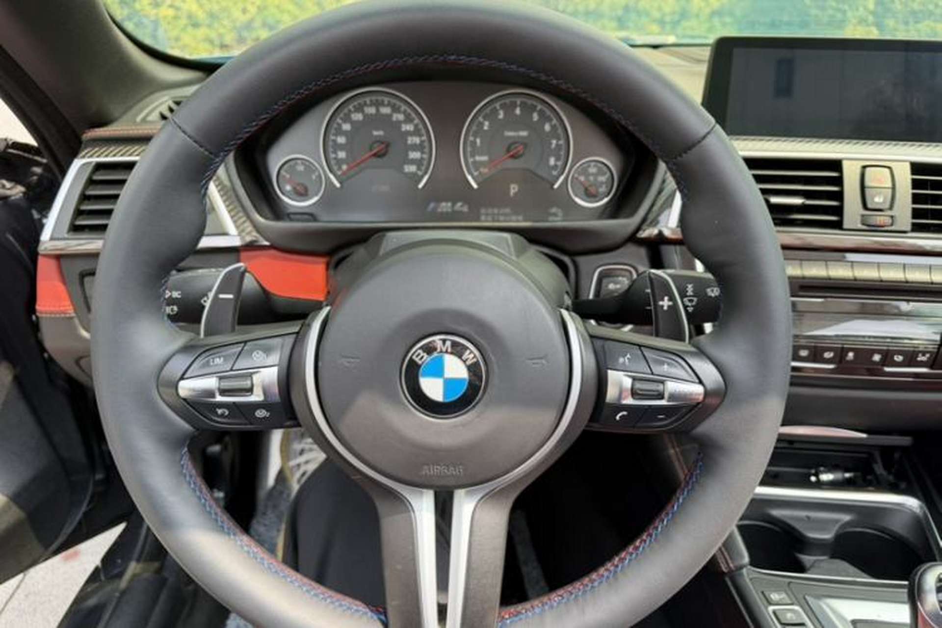 Used BMW M4 2014 M4 Convertible Coupé Steering Wheel