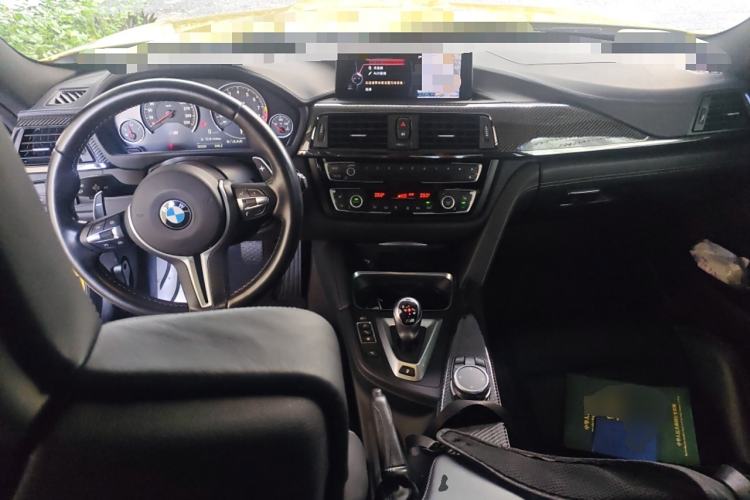 Used BMW M4 2014 M4 two-door coupe Center Console