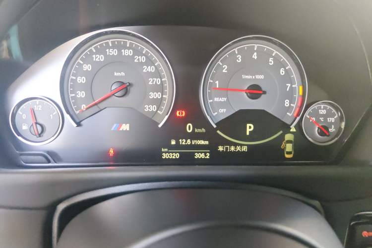 Used BMW M4 2014 M4 two-door coupe Instrument Cluster