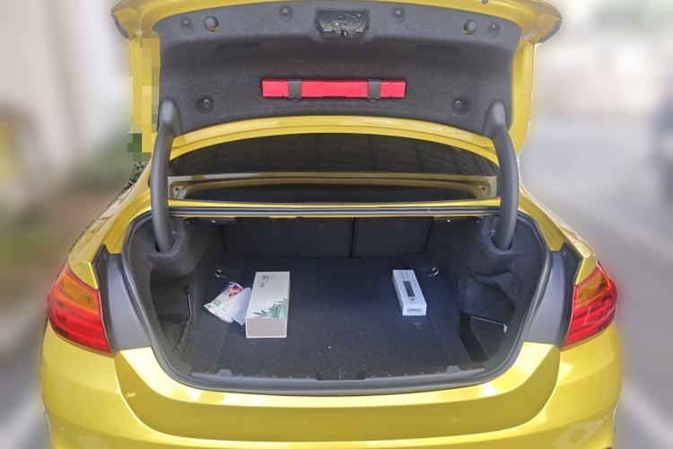 Used BMW M4 2014 M4 two-door coupe Trunk