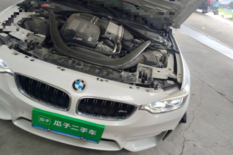 Used BMW M4 2014 M4 Convertible Coupé Engine Bay Left