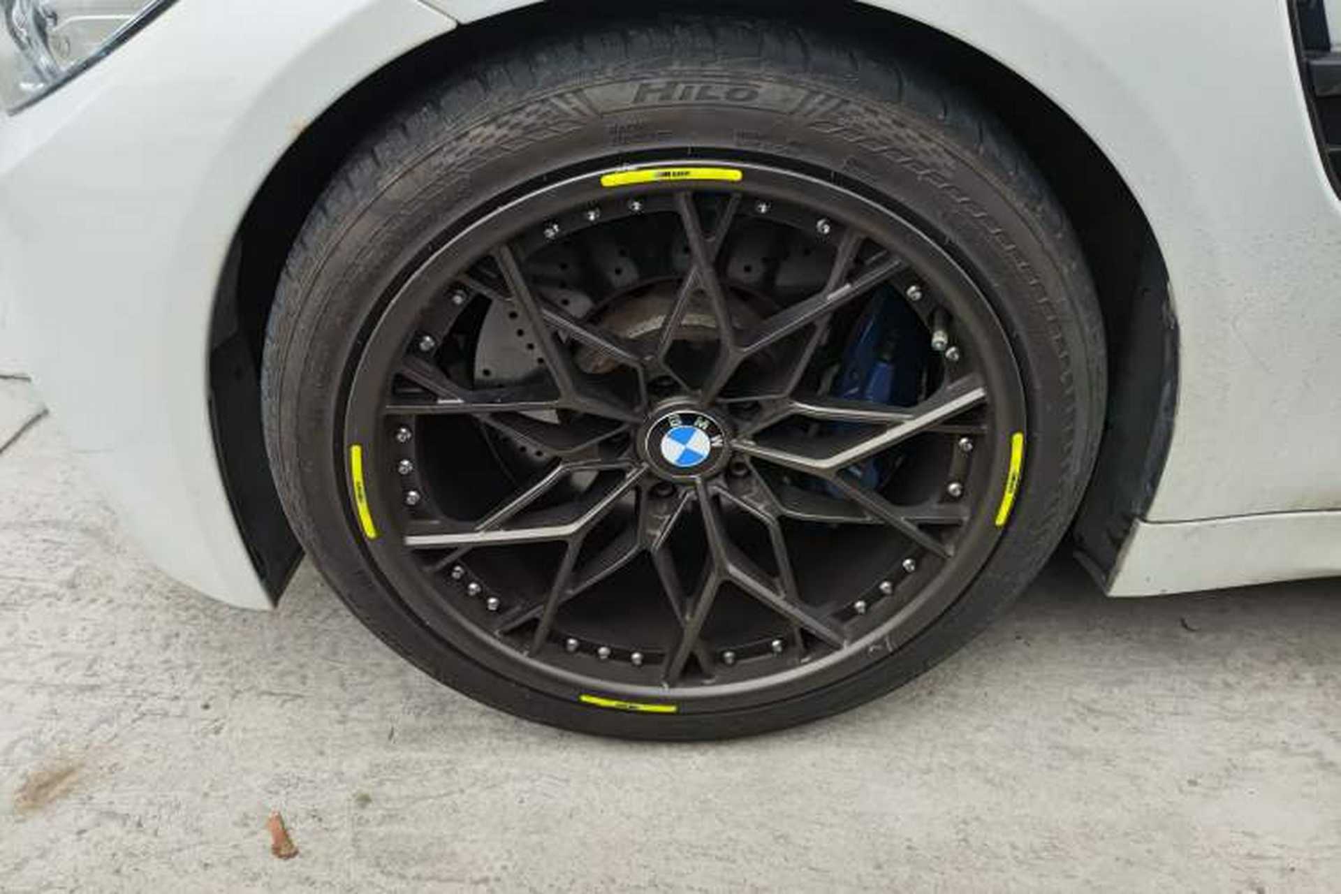 Used BMW M4 2014 M4 Convertible Coupé Left Front Wheel Hub