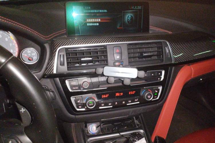Used BMW M4 2014 M4 two-door coupe Audio And AC Panel