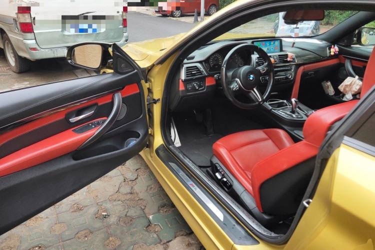 Used BMW M4 2014 M4 two-door coupe Driver Seat