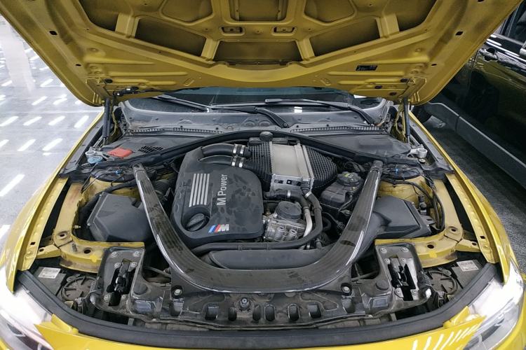 Used BMW M4 2014 M4 two-door coupe Engine Bay