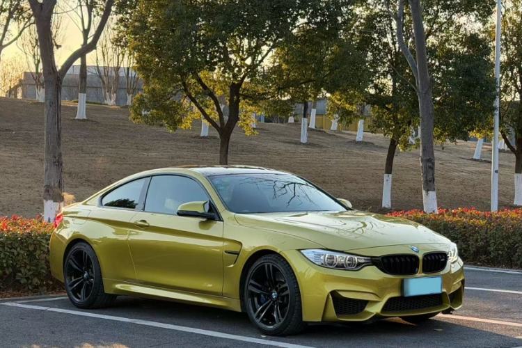 Used BMW M4 2014 M4 two-door coupe Exterior 6