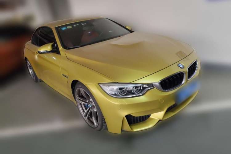 Used BMW M4 2014 M4 Convertible Coupé Front Right 45 Deg