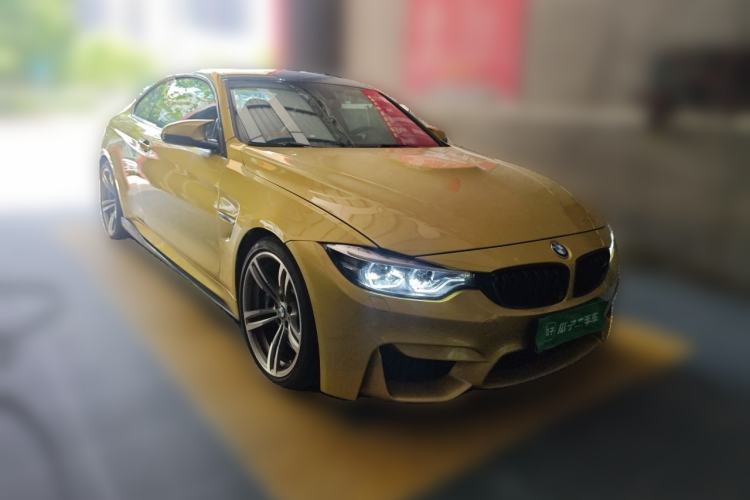 Used BMW M4 2014 M4 two-door coupe Front Right 45 Deg