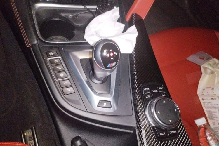 Used BMW M4 2014 M4 two-door coupe Gear Lever