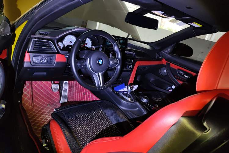 Used BMW M4 2014 M4 Convertible Coupé Headliner