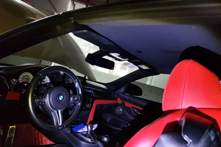 Used BMW M4 2014 M4 Convertible Coupé Left Rear Seat