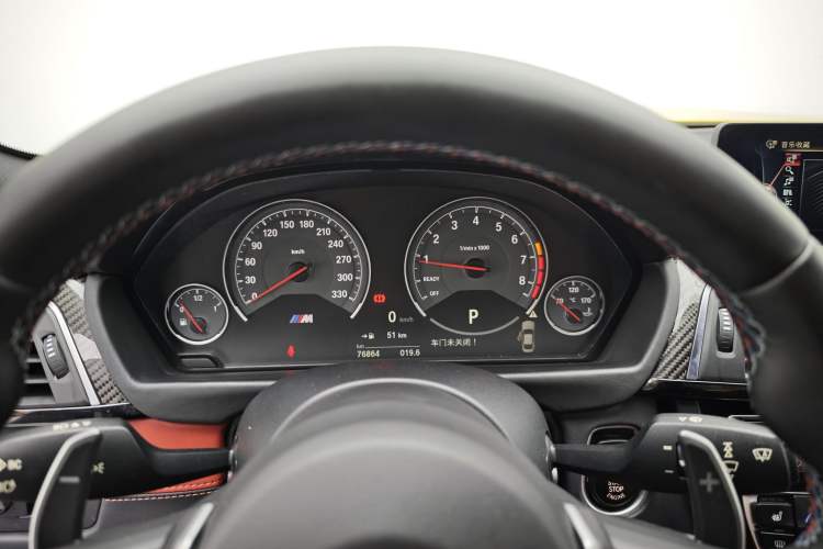 Used BMW M4 2014 M4 two-door coupe Odometer Close Up