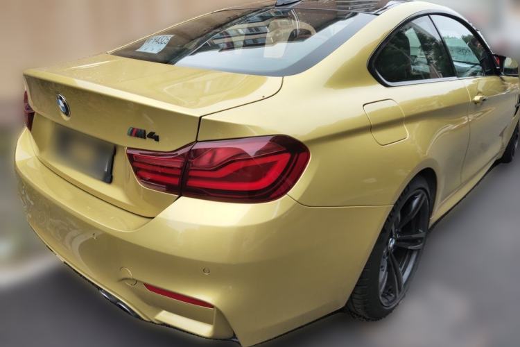 Used BMW M4 2014 M4 two-door coupe Rear Right 45 Deg