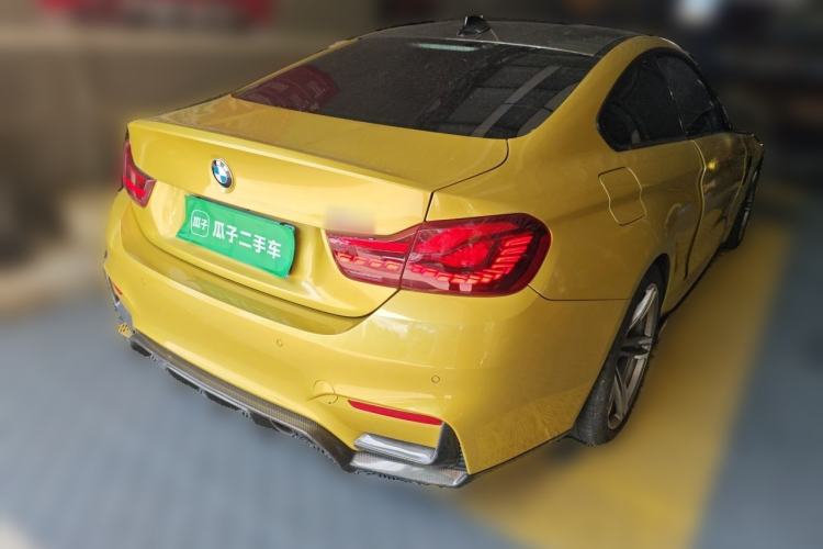 Used BMW M4 2014 M4 two-door coupe Rear Right 45 Deg