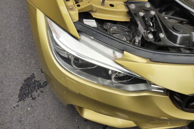 Used BMW M4 2014 M4 two-door coupe Right Front Headlight