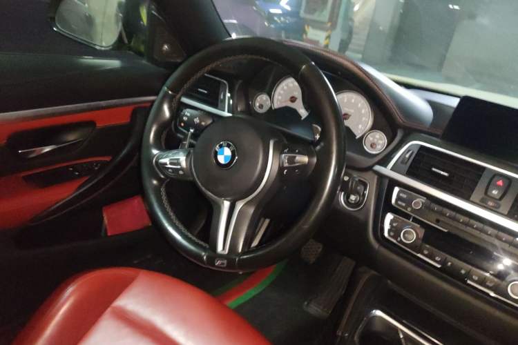 Used BMW M4 2014 M4 two-door coupe Steering Wheel
