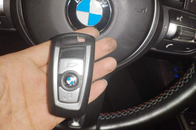 Used BMW M4 2014 M4 two-door coupe Vehicle Key